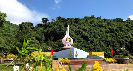 Tour Phú Yên 1 Ngày – Mũi Điện – Vũng Rô – Núi Nhạn