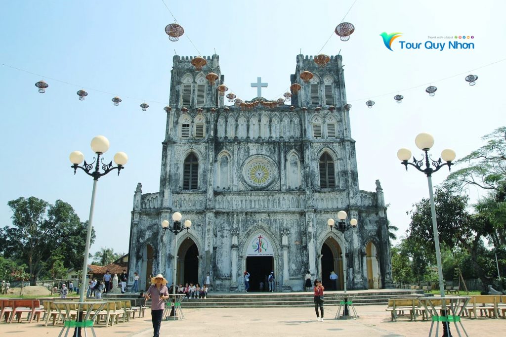 Nhà thờ Mằng Lăng Phú Yên